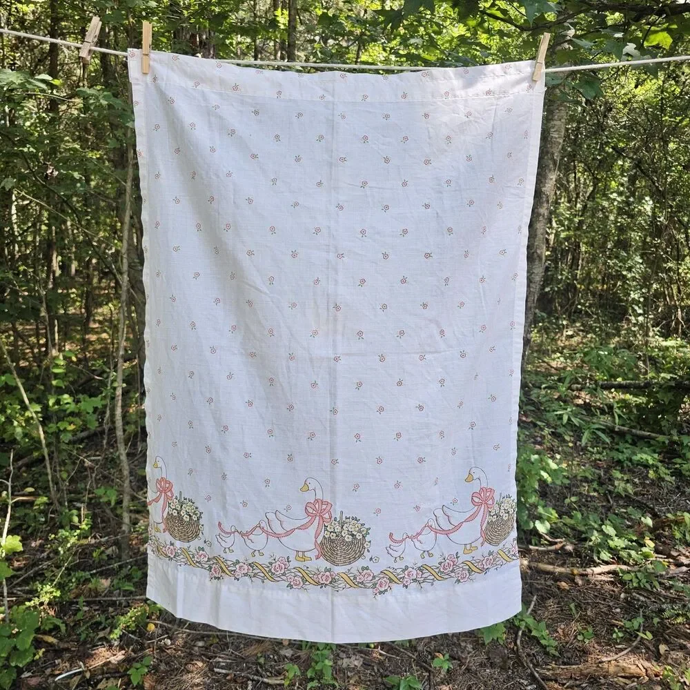 Rare Vintage 1980s Geese With Bows & Floral Baskets Curtain Panel 25x35